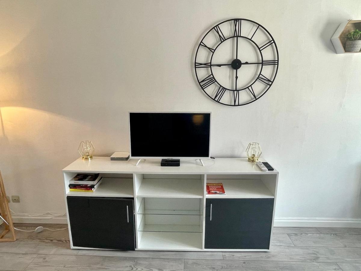 Appartement Entier Moissac Centre 30 M2 Calme Avec Cour Interieure Pour Velos A 50M Du Marche De Moissac Exterior photo